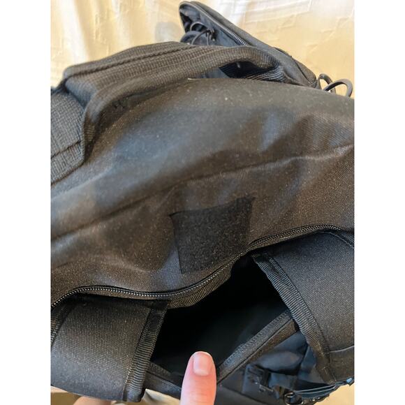 Generic No Brand Black Tactical Clamshell XL Backpack - Picture 4 of 4